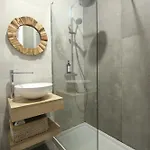 Cozy And Centric By Cisan Apartmán *