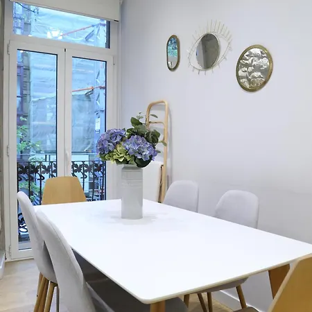 Cozy And Centric By Cisan Appartement