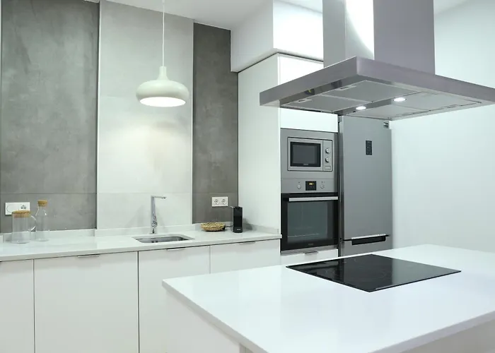 Apartment Cozy And Centric By Cisan San Sebastian